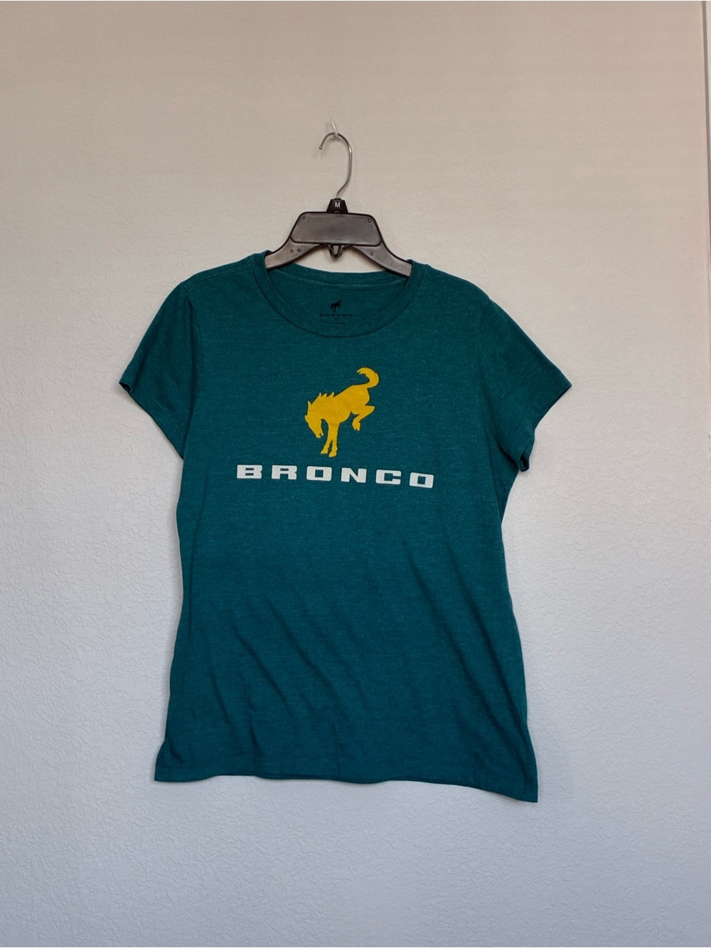 Ford Bronco Graphic Tee Green Short Sleeve T-Shirt Medium Casual Logo